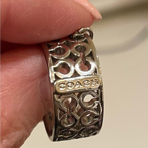 Coach Ring - Picture 7 of 7